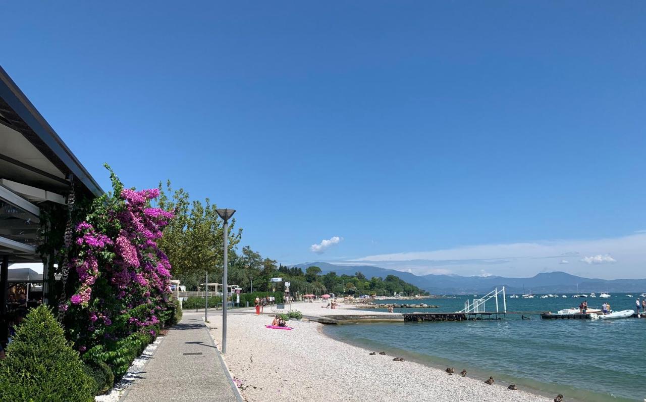Casa Eva Con Piscina Privata Apartment Moniga del Garda Luaran gambar