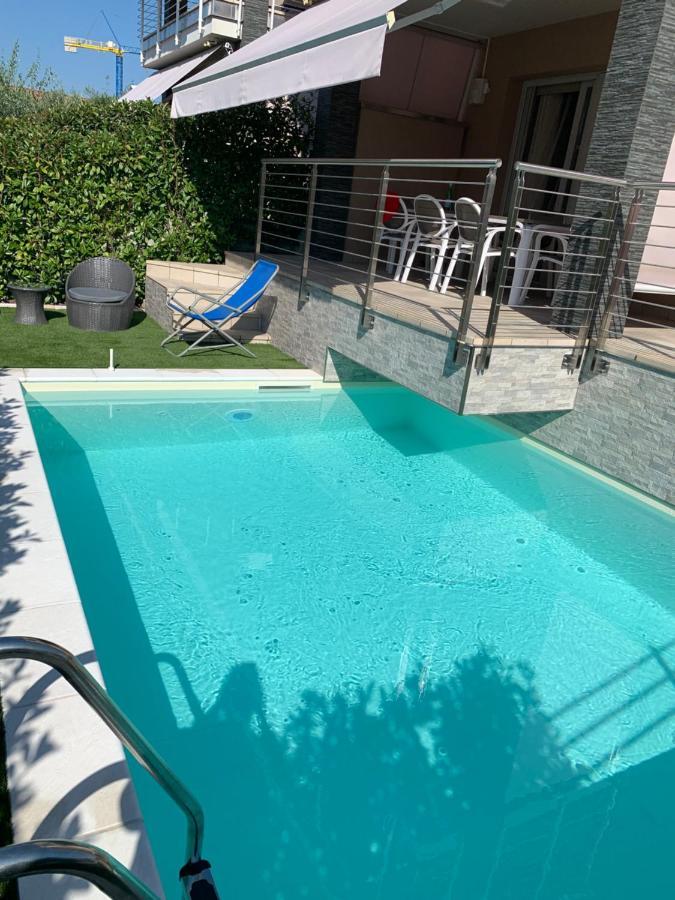 Casa Eva Con Piscina Privata Apartment Moniga del Garda Luaran gambar
